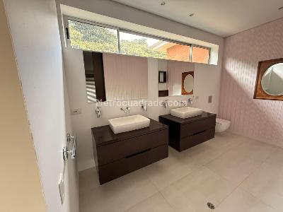 Casa de 4 alcobas en venta en Hacienda San Simon, Bogotá, 419 m² · foto 13 de 17