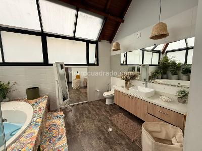Casa de 4 alcobas en venta en Cerros De Suba Provenza, Bogotá, 400 m² · foto 16 de 20