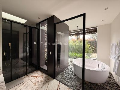 Casa de 4 alcobas en venta en Hacienda San Simon, Bogotá, 400 m² · foto 16 de 20