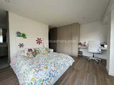 Casa de 4 alcobas en arriendo en San Jose De Bavaria, Bogotá, 400 m² · foto 12 de 20