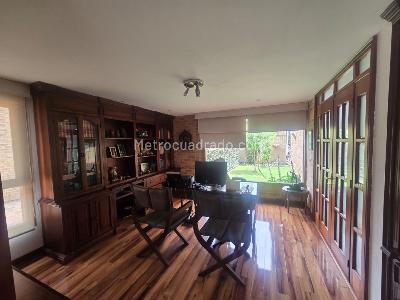 Casa de 3 alcobas en venta en San Jose De Bavaria, Bogotá, 360 m² · foto 10 de 20