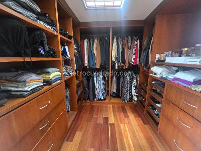 Casa de 3 alcobas en venta en San Jose De Bavaria, Bogotá, 360 m² · foto 13 de 20