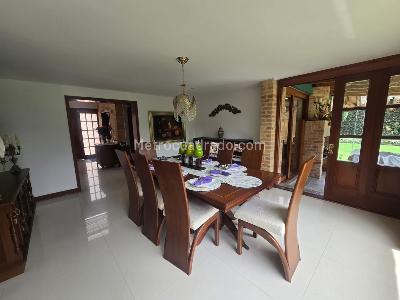 Casa de 3 alcobas en venta en San Jose De Bavaria, Bogotá, 360 m² · foto 6 de 20