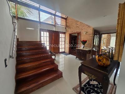Casa de 3 alcobas en venta en San Jose De Bavaria, Bogotá, 360 m² · foto 9 de 20