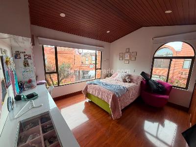 Casa de 4 alcobas en venta en San Jose De Bavaria, Bogotá, 800 m² · foto 10 de 18