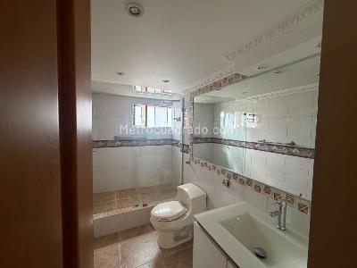 Casa de 3 alcobas en arriendo en San Jose De Bavaria, Bogotá, 200 m² · foto 13 de 16