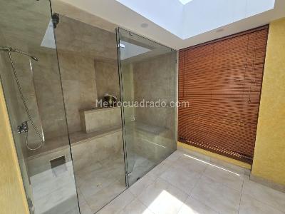 Casa de 3 alcobas en venta en San Jose De Bavaria, Bogotá, 800 m² · foto 15 de 20