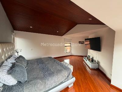 Casa de 4 alcobas en venta en San Jose De Bavaria, Bogotá, 800 m² · foto 13 de 18