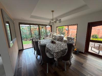 Casa de 4 alcobas en venta en San Jose De Bavaria, Bogotá, 800 m² · foto 3 de 18