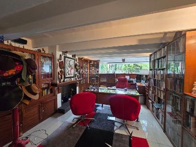 Casa de 4 alcobas en venta en San Jose De Bavaria, Bogotá, 1000 m² · foto 16 de 18