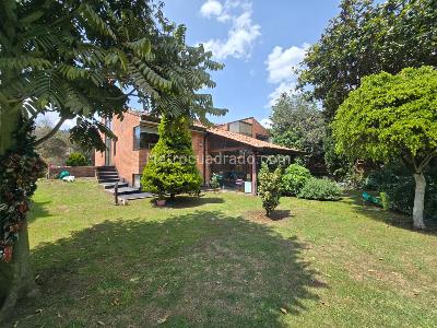 Casa de 4 alcobas en venta en San Jose De Bavaria, Bogotá, 1000 m² · foto 18 de 18