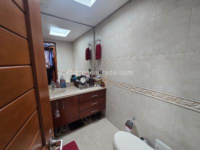 Casa de 3 alcobas en venta en San Jose De Bavaria, Bogotá, 780 m² · foto 17 de 20