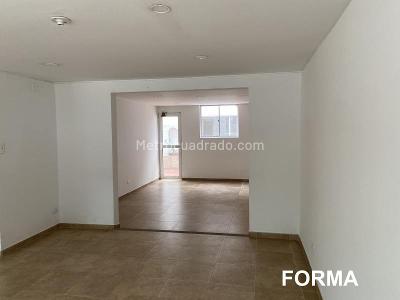 Casa de 5 alcobas en arriendo en Santa Barbara Oriental, Bogotá, 400 m² · foto 3 de 20