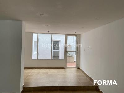 Casa de 5 alcobas en arriendo en Santa Barbara Oriental, Bogotá, 400 m² · foto 4 de 20