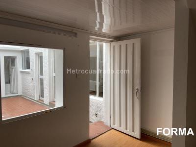 Casa de 5 alcobas en arriendo en Santa Barbara Oriental, Bogotá, 400 m² · foto 9 de 20