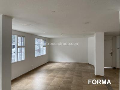 Casa de 5 alcobas en arriendo en Santa Barbara Oriental, Bogotá, 400 m² · foto 10 de 20