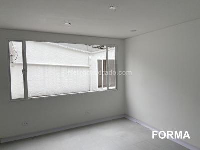 Casa de 5 alcobas en arriendo en Santa Barbara Oriental, Bogotá, 400 m² · foto 15 de 20