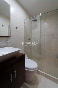 Apartamento de 2 alcobas en arriendo en Santa Barbara, Bogotá, 64 m² · foto 6 de 7