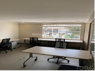 Casa de 5 alcobas en arriendo en Santa Barbara Alta, Bogotá, 350 m² · foto 8 de 11
