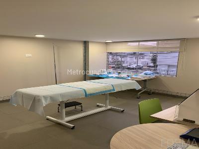 Casa de 5 alcobas en arriendo en Santa Barbara Alta, Bogotá, 350 m² · foto 10 de 11