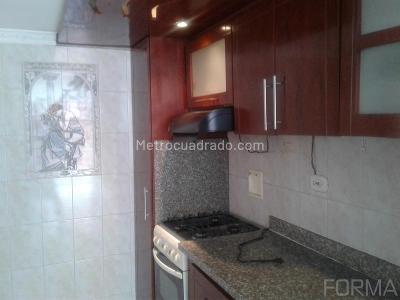 Apartamento de 3 alcobas en arriendo en Castilla, Bogotá, 60 m² · foto 12 de 14
