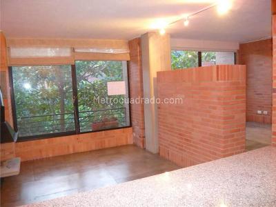 Apartaestudio en arriendo en Los Rosales, Bogotá, 65 m² · foto 2 de 13