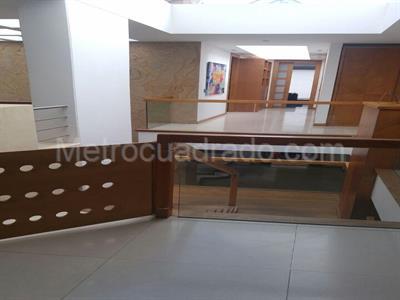 Casa de 5 alcobas en venta en San Jose De Bavaria, Bogotá, 1000 m² · foto 8 de 15