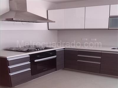 Casa de 3 alcobas en venta en San Jose De Bavaria, Bogotá, 600 m² · foto 6 de 13