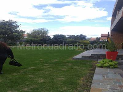 Casa de 5 alcobas en venta en San Jose De Bavaria, Bogotá, 1600 m² · foto 16 de 20