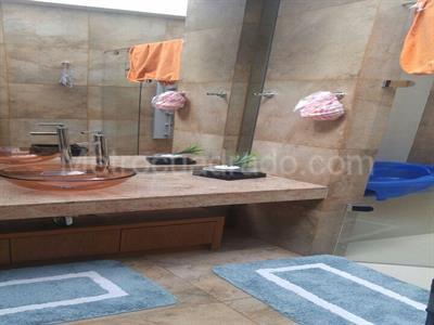 Casa de 5 alcobas en venta en San Jose De Bavaria, Bogotá, 1600 m² · foto 9 de 20