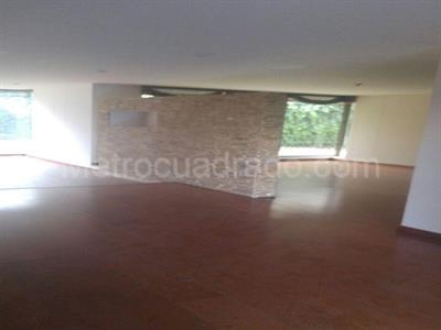 Casa de 4 alcobas en venta en San Jose De Bavaria, Bogotá, 800 m² · foto 16 de 18