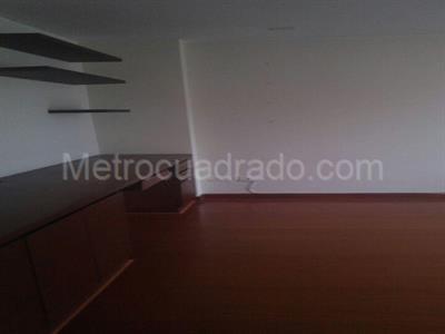 Casa de 4 alcobas en venta en San Jose De Bavaria, Bogotá, 800 m² · foto 7 de 18