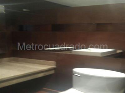 Casa de 4 alcobas en venta en San Jose De Bavaria, Bogotá, 800 m² · foto 9 de 18
