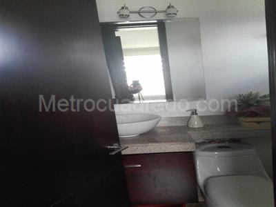 Casa en venta en San Jose De Bavaria, Bogotá · foto 7 de 13