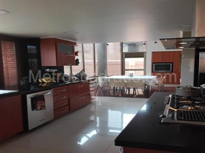 Casa de 5 alcobas en venta en San Jose De Bavaria, Bogotá · foto 15 de 20