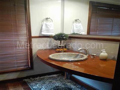 Casa de 5 alcobas en venta en San Jose De Bavaria, Bogotá · foto 17 de 20