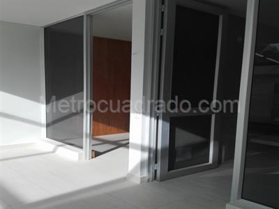 Casa de 4 alcobas en venta en San Jose De Bavaria, Bogotá, 900 m² · foto 4 de 10