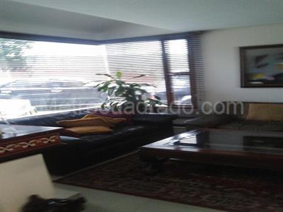 Casa de 3 alcobas en venta en San Jose De Bavaria, Bogotá, 649 m² · foto 3 de 11