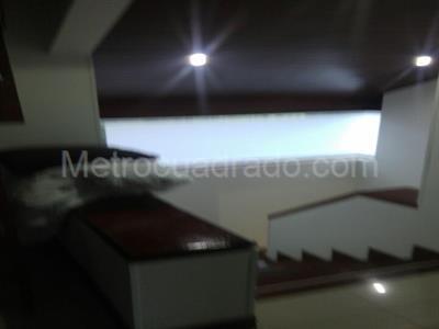 Casa de 3 alcobas en venta en San Jose De Bavaria, Bogotá, 649 m² · foto 5 de 11