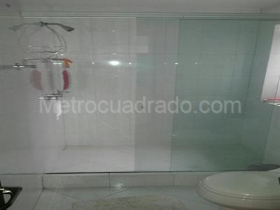 Casa de 4 alcobas en venta en San Jose De Bavaria, Bogotá, 740 m² · foto 9 de 17