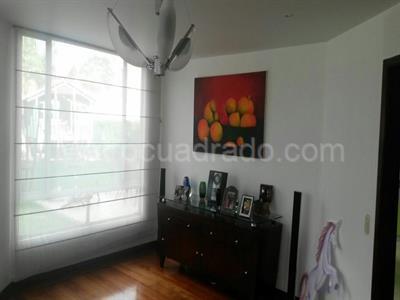 Casa de 4 alcobas en venta en San Jose De Bavaria, Bogotá, 740 m² · foto 13 de 17