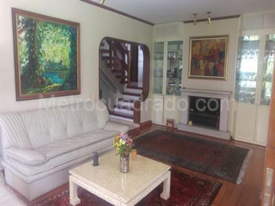 Casa de 4 alcobas en venta en San Jose De Bavaria, Bogotá, 420 m² · foto 7 de 18