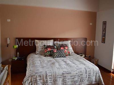 Casa de 4 alcobas en venta en San Jose De Bavaria, Bogotá, 800 m² · foto 10 de 18