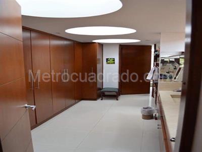 Casa de 4 alcobas en venta en San Jose De Bavaria, Bogotá, 800 m² · foto 9 de 18
