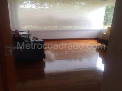Casa de 4 alcobas en venta en San Simon Guaymaral, Bogotá, 1220 m² · foto 13 de 14
