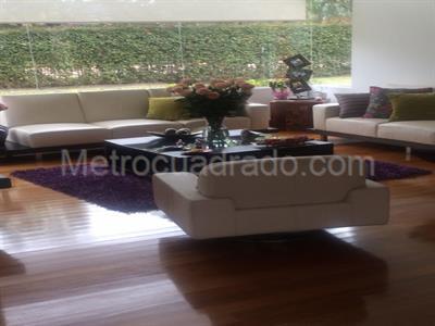Casa de 4 alcobas en venta en San Simon Guaymaral, Bogotá, 1220 m² · foto 2 de 14