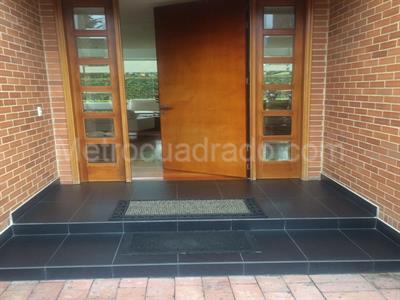 Casa de 4 alcobas en venta en San Simon Guaymaral, Bogotá, 1220 m² · foto 4 de 14