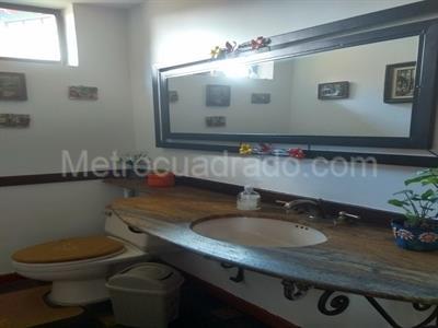 Casa de 3 alcobas en venta en San Jose De Bavaria, Bogotá, 750 m² · foto 10 de 13