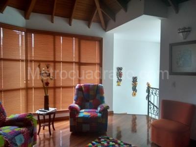 Casa de 3 alcobas en venta en San Jose De Bavaria, Bogotá, 750 m² · foto 11 de 13