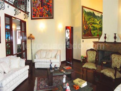 Casa de 4 alcobas en venta en San Jose De Bavaria, Bogotá · foto 14 de 14
